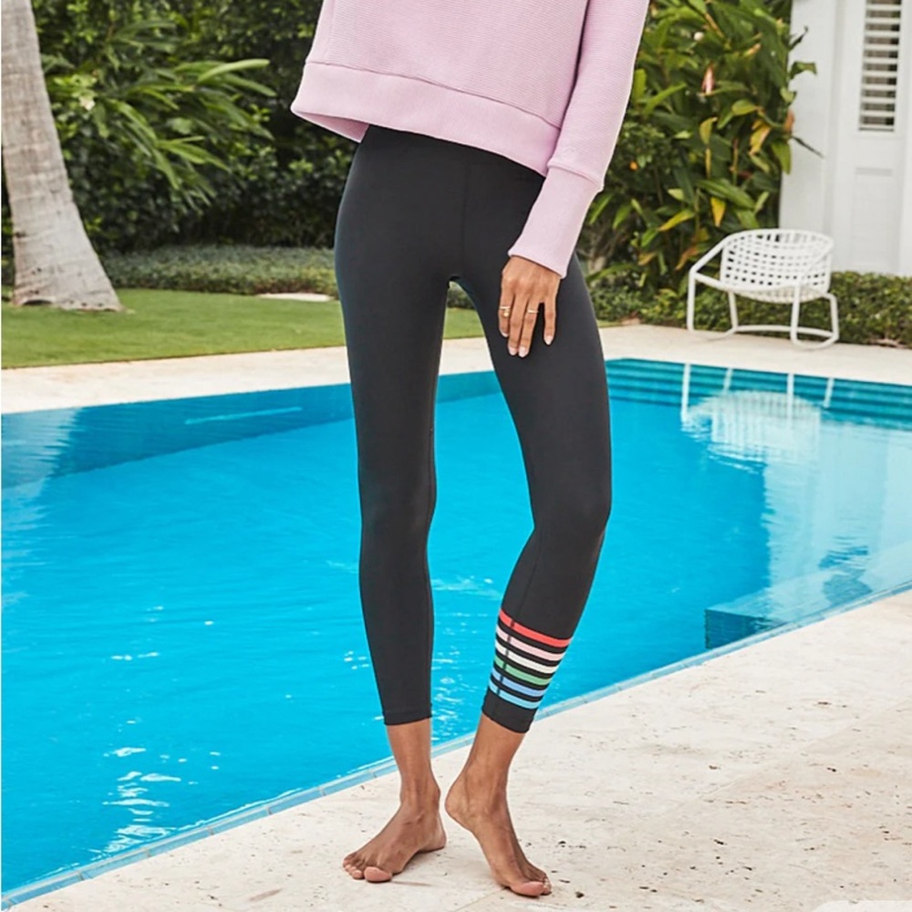 Addison Bay Women's The Everyday Leggings NWT Size XS Black Multi Striped